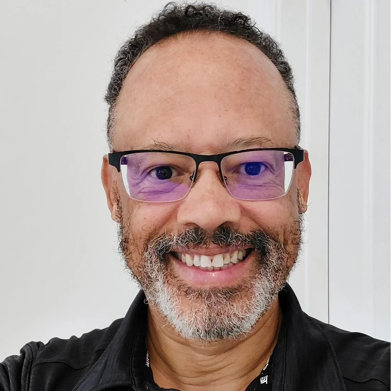 Abraham Abreu — Product Management and GTM Leader, AI Product Architect